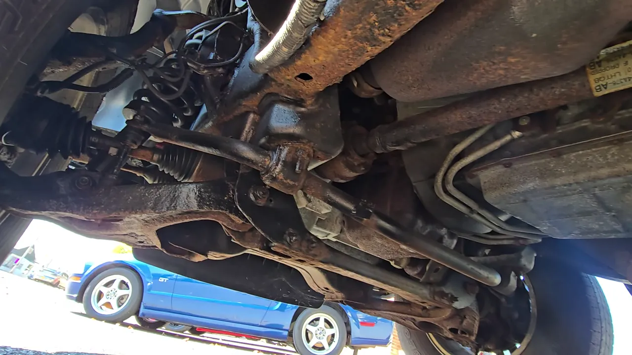 Underneath of 2010 Ford F150 SuperCrew Cab Lariat Pickup 4D 6 1/2 ft