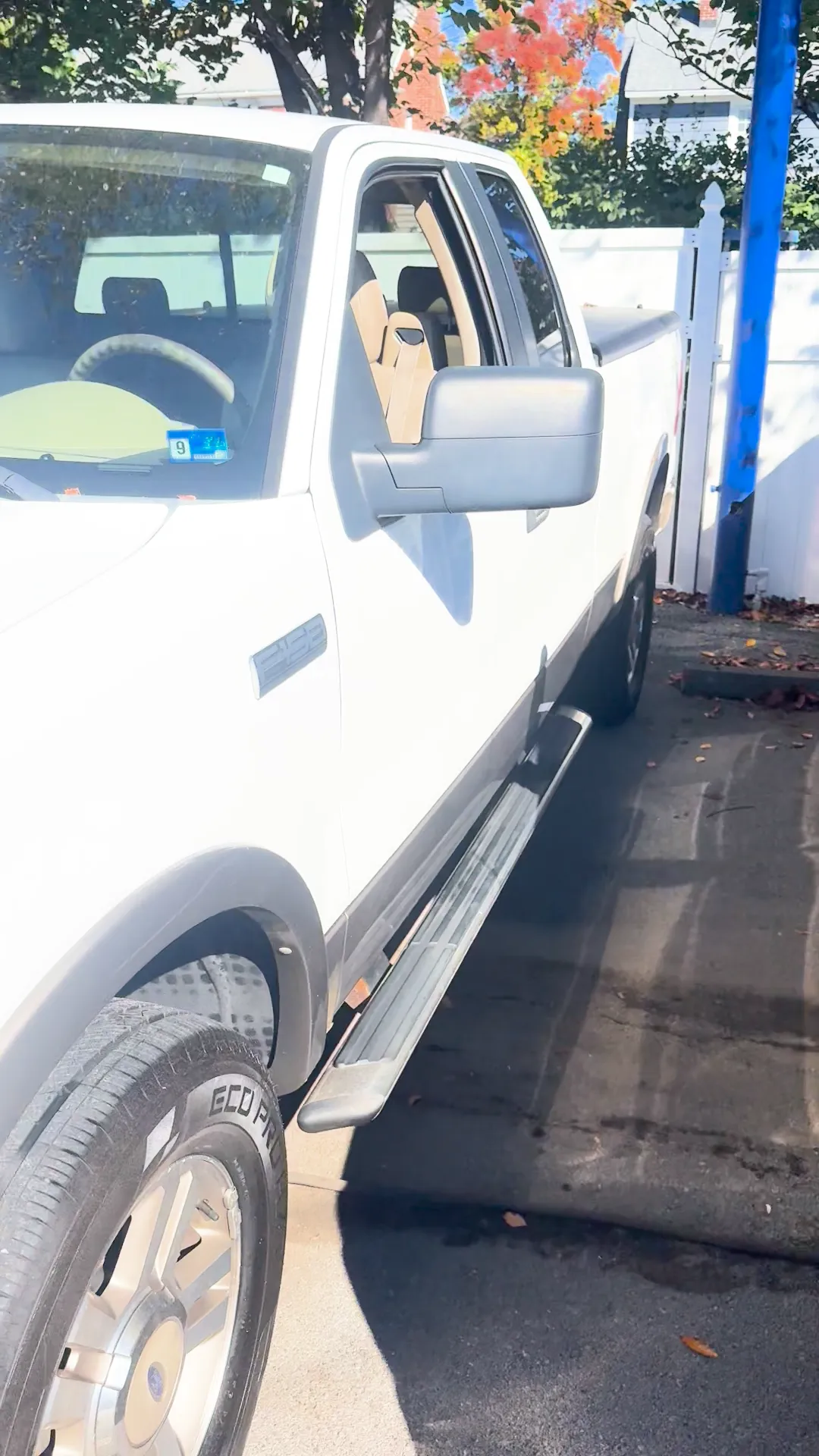 Walk-around of 2005 Ford F150 Super Cab Lariat Pickup 4D 6 1/2 ft