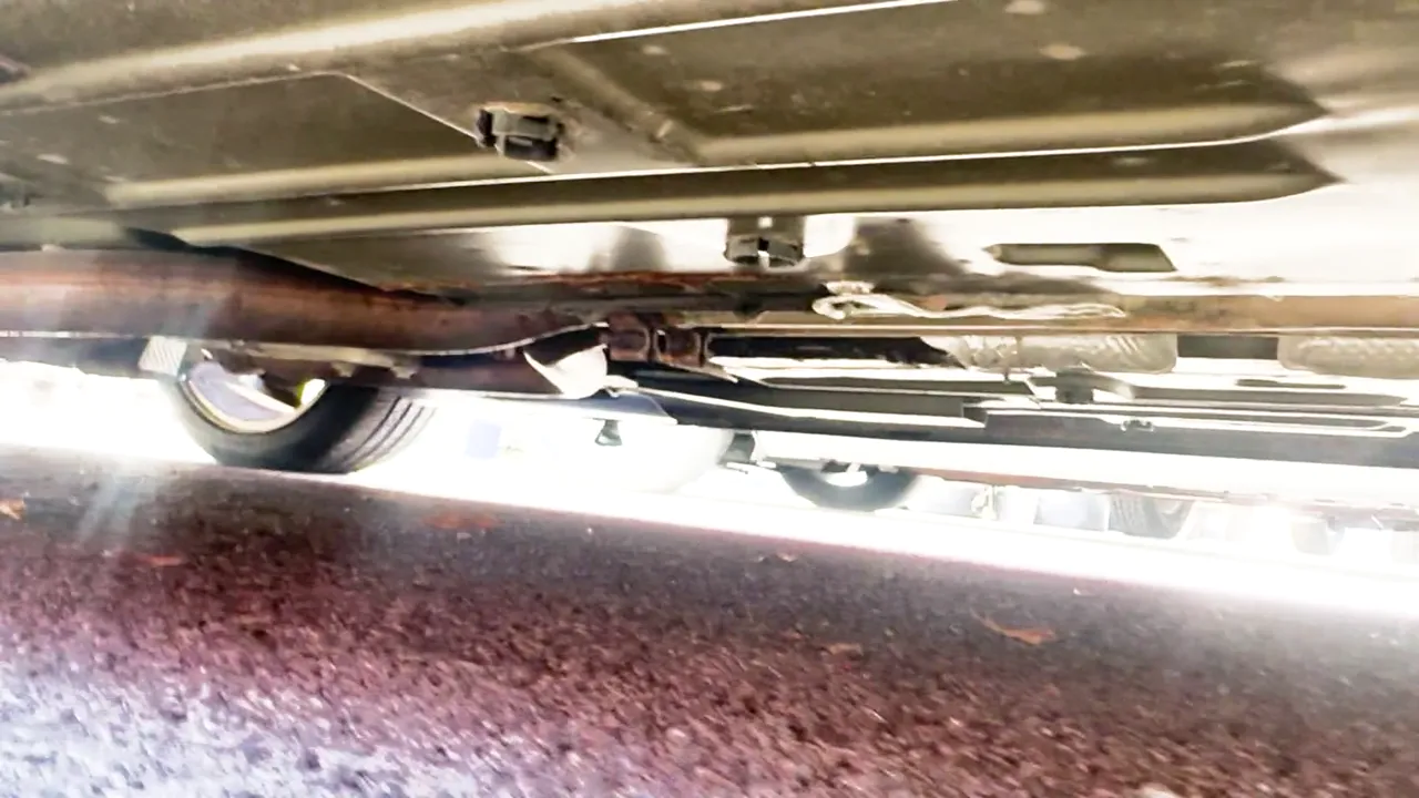 Underneath of 2013 Dodge Challenger SXT Coupe 2D