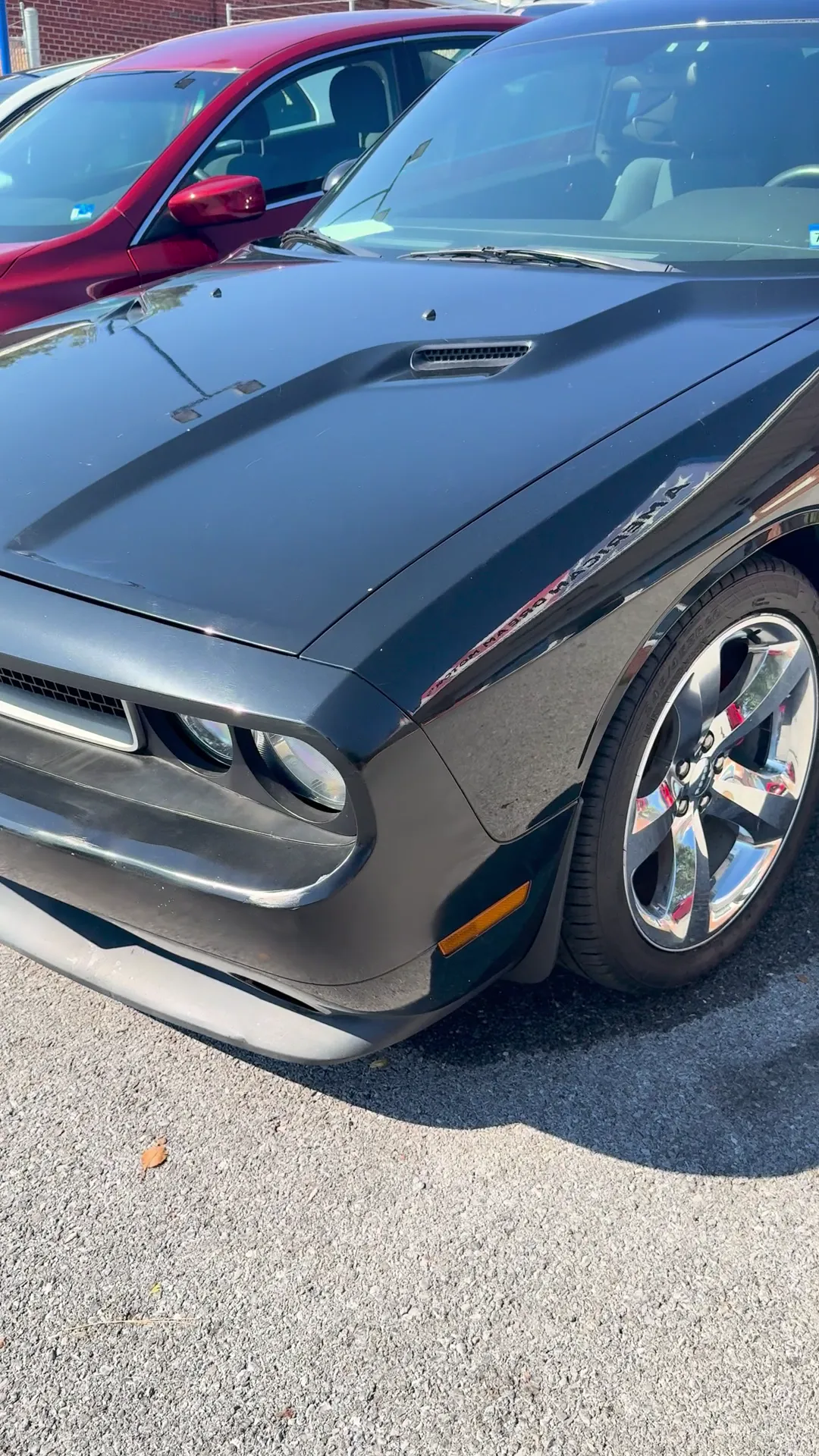 Walk-around of 2013 Dodge Challenger SXT Coupe 2D