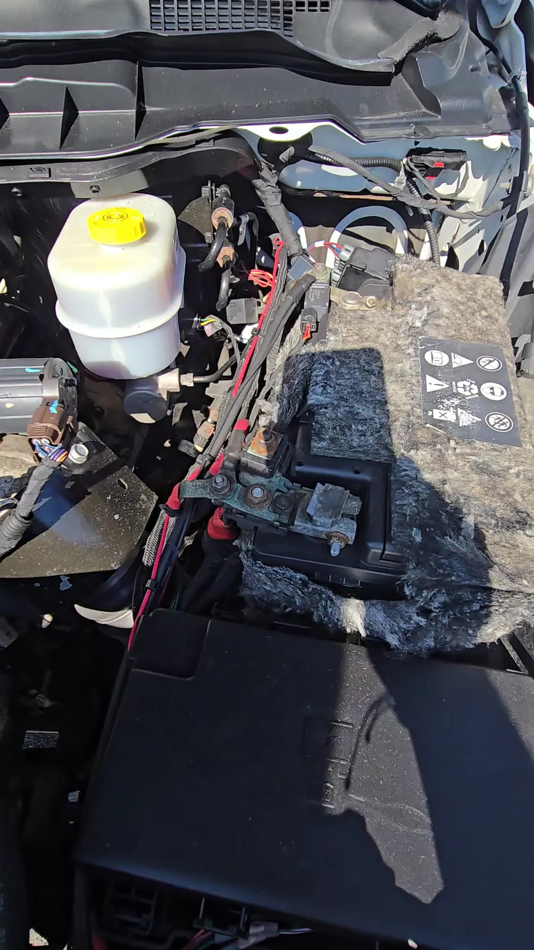Engine bay of 2018 Ram 2500 Crew Cab SLT Pickup 4D 6 1/3 ft