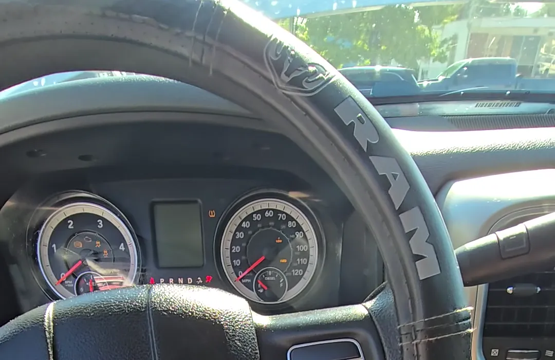Engine start of 2018 Ram 2500 Crew Cab SLT Pickup 4D 6 1/3 ft
