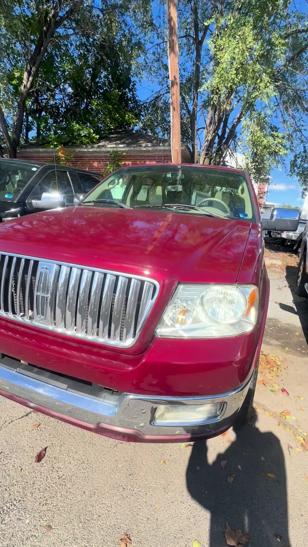 Walk-around of 2006 Lincoln Mark LT Pickup 4D 5 1/2 ft