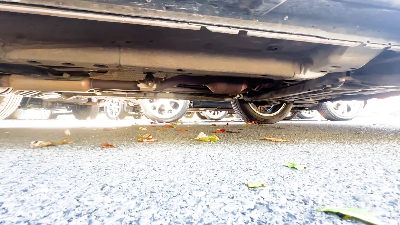 Underneath of 2018 Mitsubishi Outlander SE Sport Utility 4D