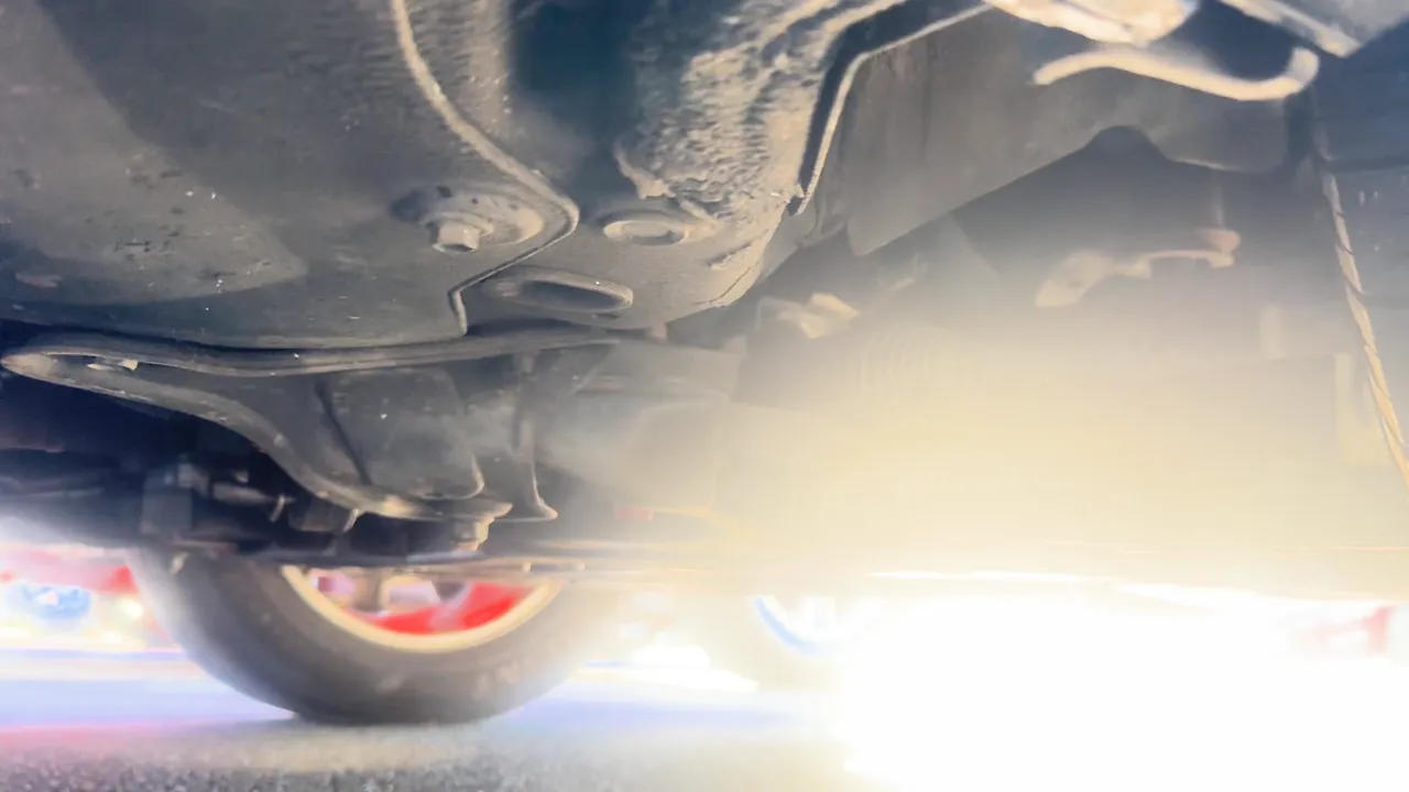 Underneath of 2017 Hyundai Santa Fe SE Sport Utility 4D